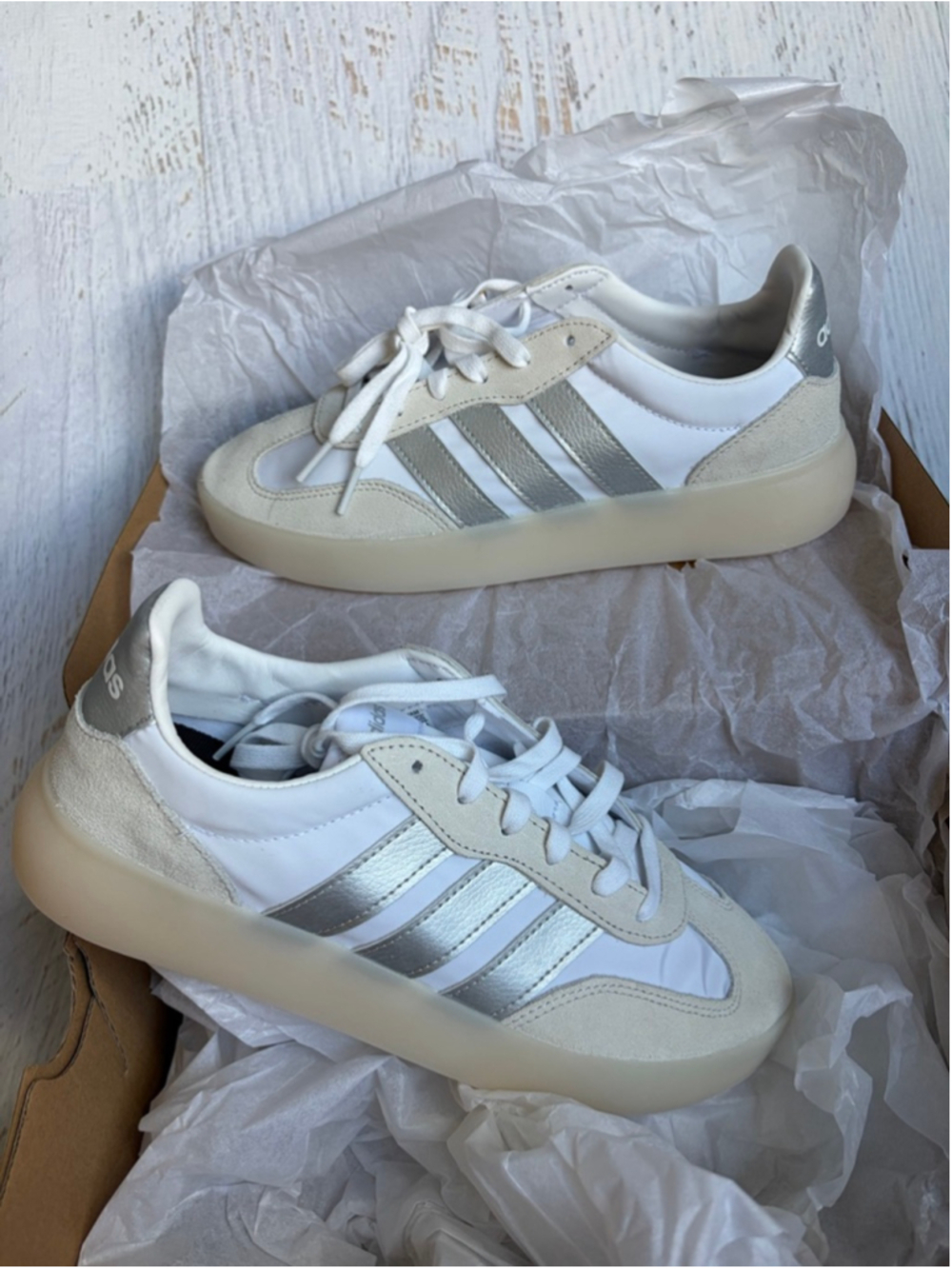 Women's Adidas Sneakers Size 9 White Silver